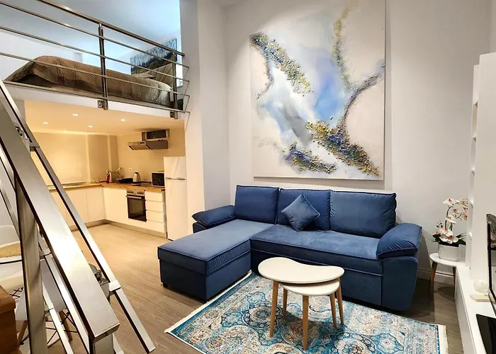 Dreamy In Apartment *